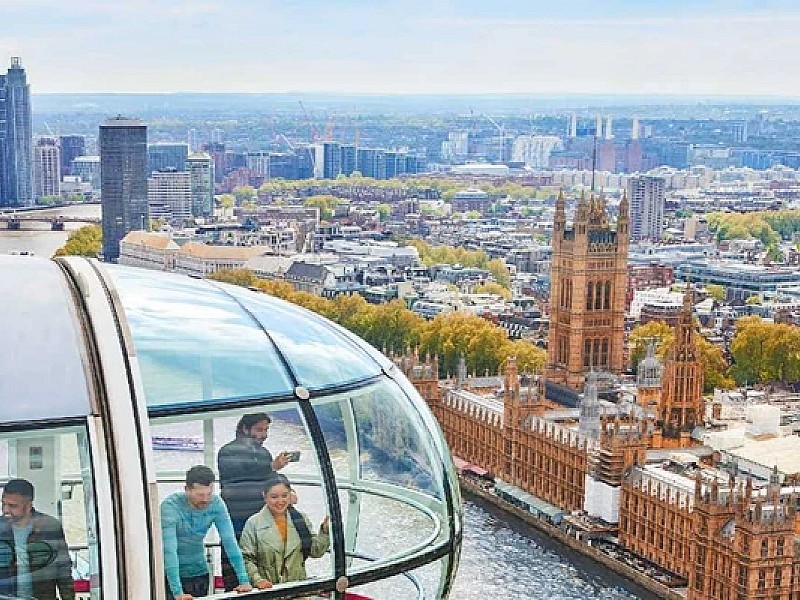 Royal London Tour with Madame Tussauds & London Eye
