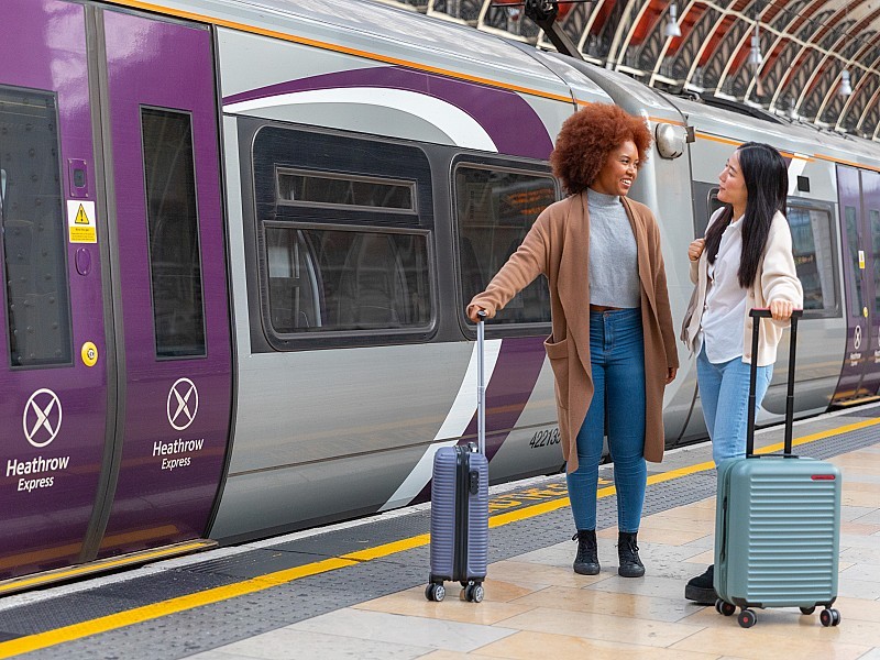 Ubesværet rejse med Heathrow Express - Sikr dine billetter i dag!
