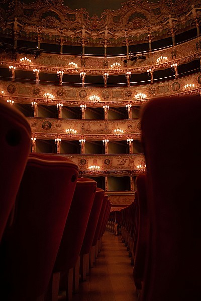 Topbilletter til teater, musicals, ballet, koncerter og opera